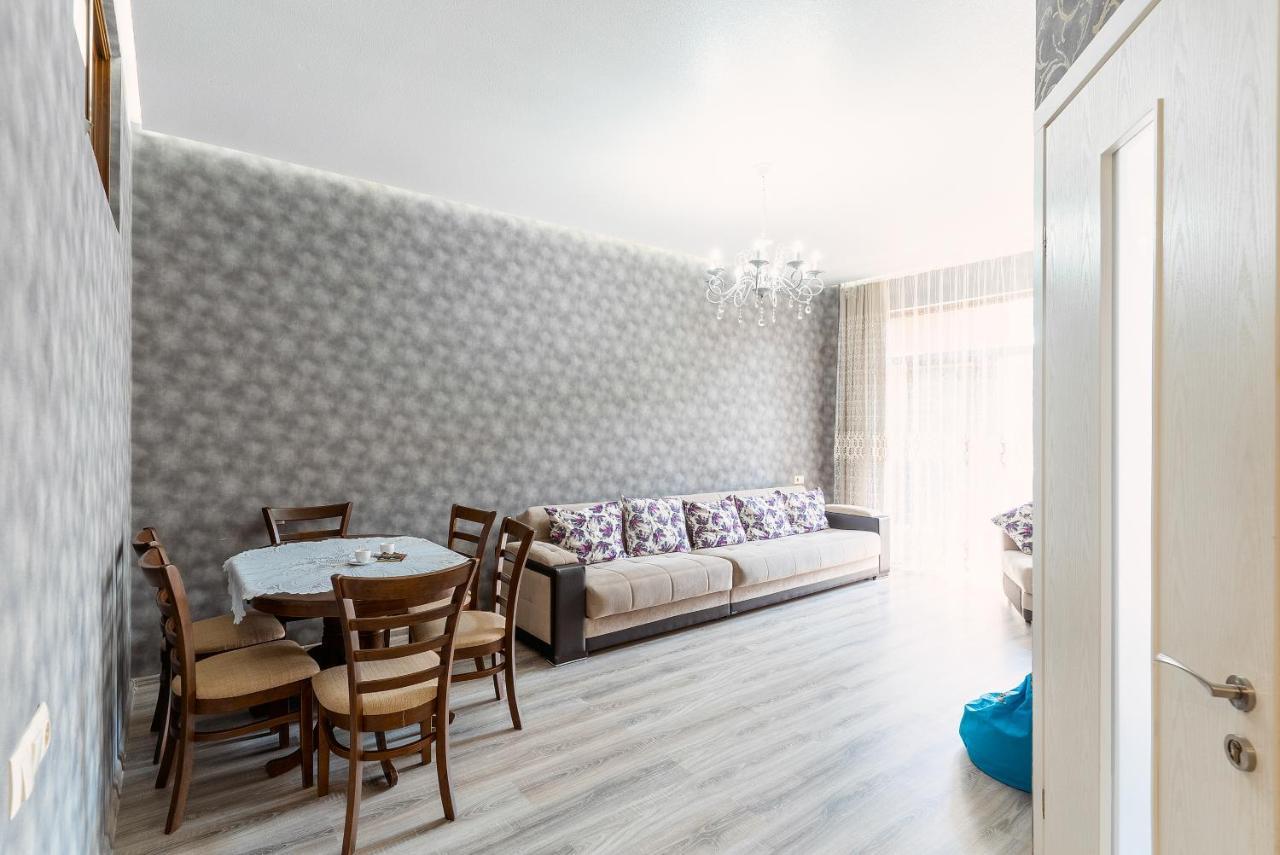 Nice Batumi Apartment Extérieur photo